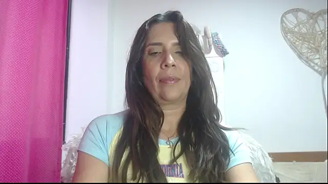 Snapshot of Victoria_meester chatting on January 15, 2025, 8:37 pm Victoria meester online show from January 15, 2025, 8:37 pm