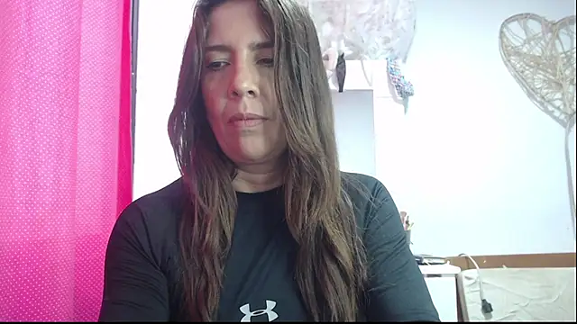 Snapshot of Victoria_meester chatting on February 12, 2025, 4:00 pm Victoria meester online show from February 12, 2025, 4:00 pm