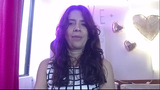 Snapshot of Victoria_meester chatting on February 27, 2025, 2:32 pm Victoria meester online show from February 27, 2025, 2:32 pm