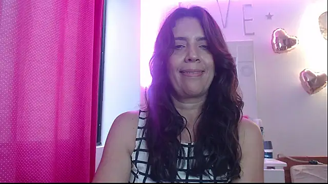 Snapshot of Victoria_meester chatting on February 27, 2025, 5:36 pm Victoria meester online show from February 27, 2025, 5:36 pm