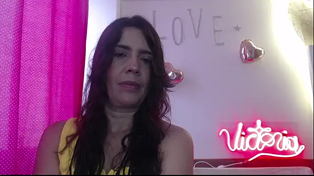 Snapshot of Victoria_meester chatting on March 5, 2025, 2:45 pm Victoria meester online show from March 5, 2025, 2:45 pm