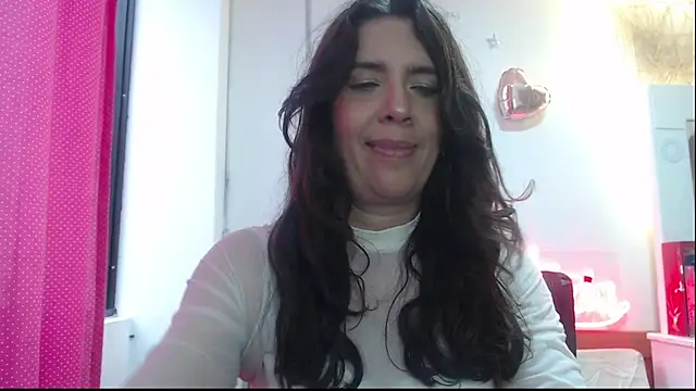 Snapshot of Victoria_meester chatting on March 9, 2025, 4:44 pm Victoria meester online show from March 9, 2025, 4:44 pm