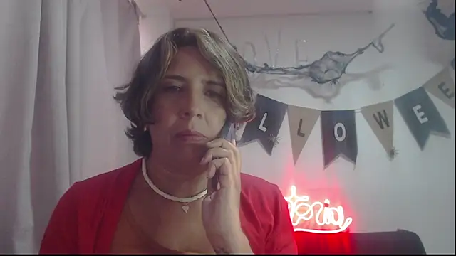 Snapshot of Victoria_meester chatting on October 3, 2025, 8:28 pm Victoria meester online show from October 3, 2025, 8:28 pm