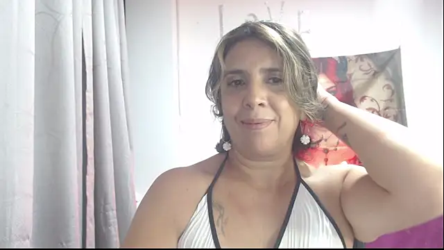 Snapshot of Victoria_meester chatting on November 9, 2025, 10:30 pm Victoria meester online show from November 9, 2025, 10:30 pm