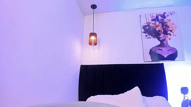 dolly zoe online show from February 12, 2026, 6:08 am