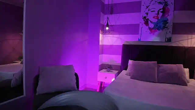 ayshel   online show from January 23, 2025, 4:09 am