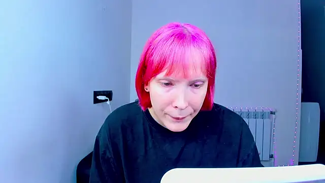 dollmore online show from October 8, 2025, 8:12 am