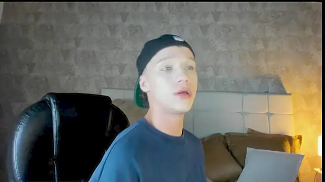 angelcortes online show from January 12, 2026, 9:20 pm