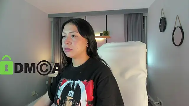 Snapshot of CoralineRicce_ chatting on October 27, 2025, 12:26 am CoralineRicce online show from October 27, 2025, 12:26 am