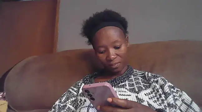 NikkiDickSavage online show from February 20, 2025, 8:50 am