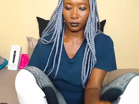 NikkiDickSavage online show from March 21, 2025, 2:07 pm