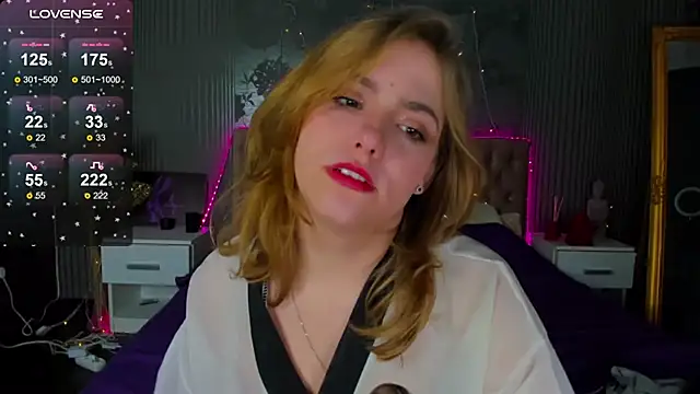Snapshot of DellaRowe chatting on December 26, 2024, 1:32 pm DellaRowe online show from December 26, 2024, 1:32 pm