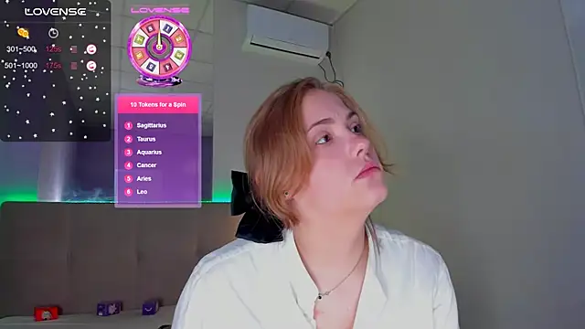 Snapshot of DellaRowe chatting on October 19, 2025, 5:41 am DellaRowe online show from October 19, 2025, 5:41 am