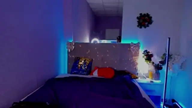 DellaRowe online show from December 19, 2025, 6:48 pm