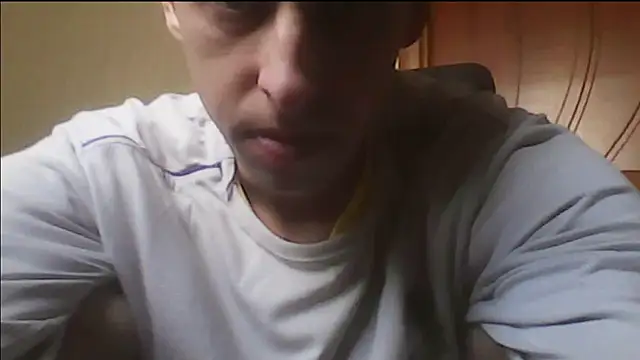 Snapshot of Yrikos1 chatting on October 23, 2025, 10:36 am Yrikos1 online show from October 23, 2025, 10:36 am