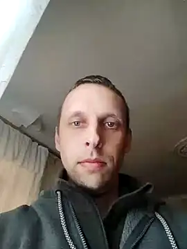 Yrikos1 online show from April 28, 2026, 2:22 pm