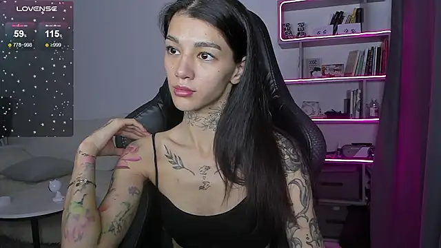 vinkitinkii online show from December 6, 2024, 4:58 am