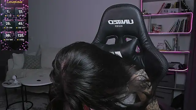 vinkitinkii online show from February 1, 2025, 6:21 am