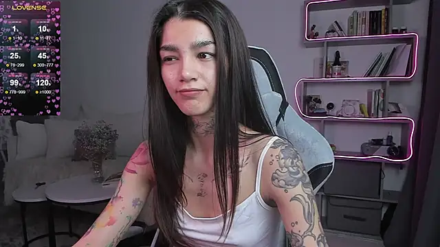 vinkitinkii online show from March 16, 2025, 6:31 am