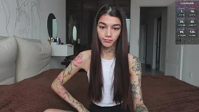 vinkitinkii online show from October 29, 2025, 7:32 am