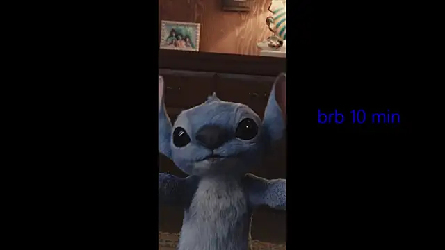 vinkitinkii online show from April 12, 2026, 3:33 am