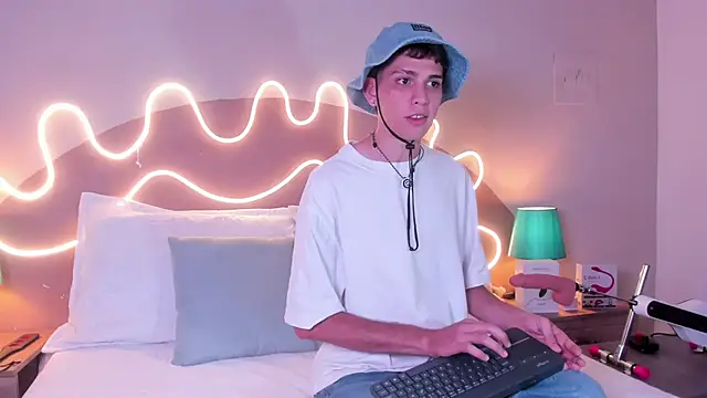 Jasson smit online show from October 5, 2025, 7:34 pm