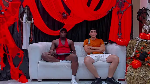 hot  guys  online show from October 27, 2025, 7:18 pm