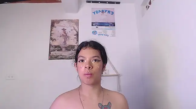 Snapshot of yungelitamor_ chatting on January 26, 2025, 11:17 am yungelitamor online show from January 26, 2025, 11:17 am