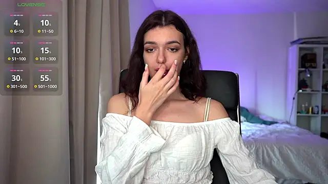 olivia jeas online show from October 22, 2025, 9:14 pm