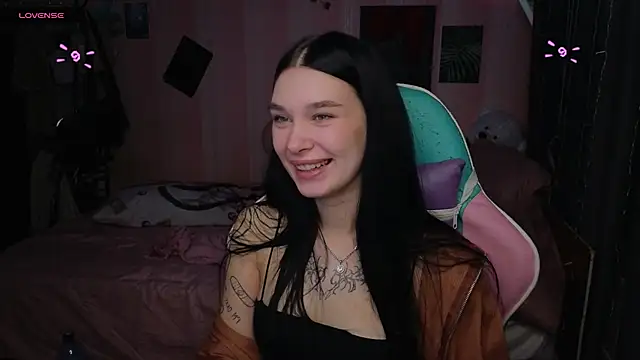 Amanda Tender online show from October 23, 2025, 11:24 pm