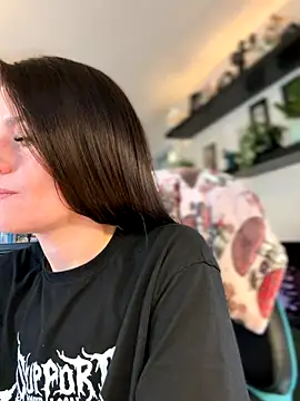 LadyLena1 online show from October 5, 2025, 6:06 pm