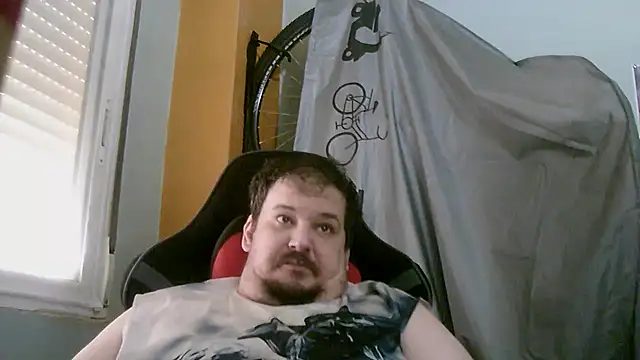 porkorossy online show from May 12, 2026, 9:28 am