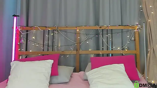 little radiant sun online show from December 13, 2024, 9:46 am