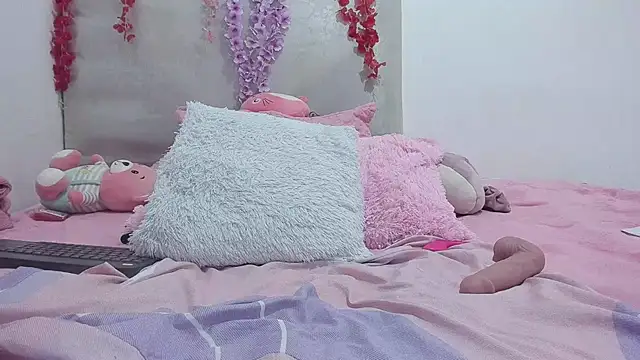 TiiffanyEvans1 online show from March 21, 2025, 7:46 pm