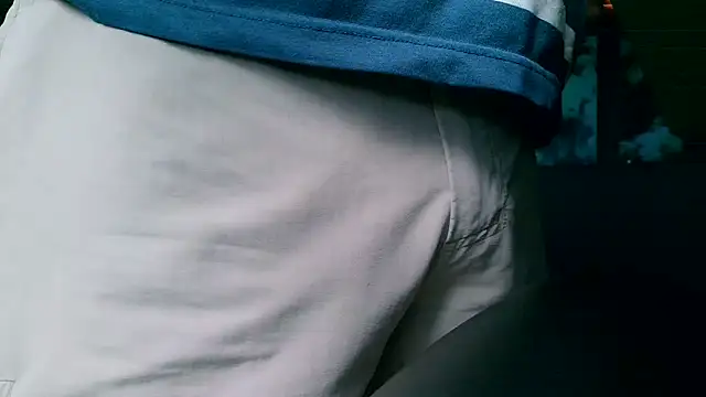 dutch-horny-daddy online show from September 8, 2025, 4:28 pm