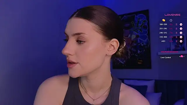 Snapshot of Skinny_Alice chatting on January 24, 2025, 1:13 am Skinny Alice online show from January 24, 2025, 1:13 am