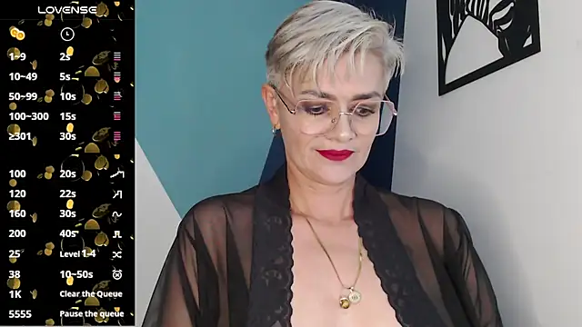 Snapshot of scarlett_paris22 chatting on February 22, 2025, 11:03 pm scarlett paris22 online show from February 22, 2025, 11:03 pm