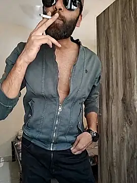 18 couple sex online show from April 3, 2026, 4:21 am