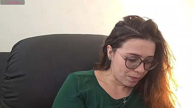 irinasweet27 online show from October 3, 2025, 1:13 am