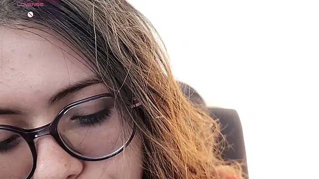 irinasweet27 online show from October 10, 2025, 12:53 am