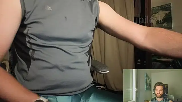 Snapshot of EunileDiff chatting on July 16, 2026, 11:44 pm EunileDiff online show from July 16, 2026, 11:44 pm