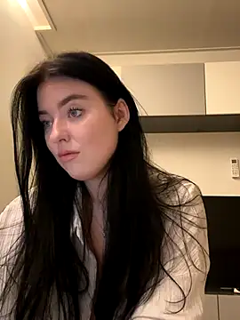 Snapshot of Angela_Fosterr chatting on October 31, 2025, 4:19 pm Angela Fosterr online show from October 31, 2025, 4:19 pm