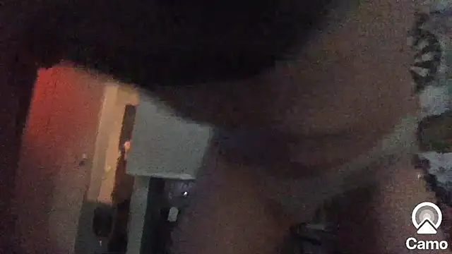 Snapshot of DownstairsSky chatting on November 16, 2025, 6:41 am DownstairsSky online show from November 16, 2025, 6:41 am