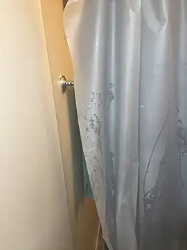 Snapshot of demonslayerr999 chatting on February 7, 2025, 4:46 pm demonslayerr999 online show from February 7, 2025, 4:46 pm