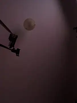 Snapshot of demonslayerr999 chatting on February 9, 2025, 6:43 am demonslayerr999 online show from February 9, 2025, 6:43 am