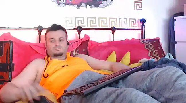 Snapshot of erotico69xxx chatting on January 1, 2025, 5:00 pm erotico69xxx online show from January 1, 2025, 5:00 pm