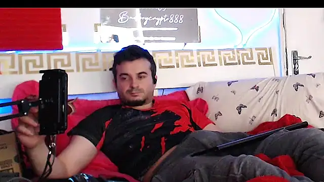 erotico69xxx online show from November 17, 2025, 1:50 pm