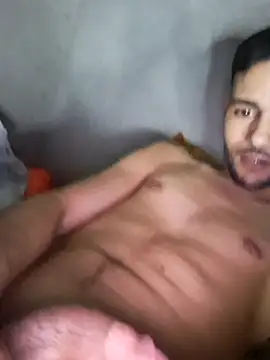 motanjer online show from October 12, 2025, 8:41 pm