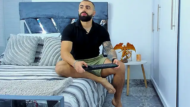 Zack Froone online show from February 9, 2026, 12:31 pm