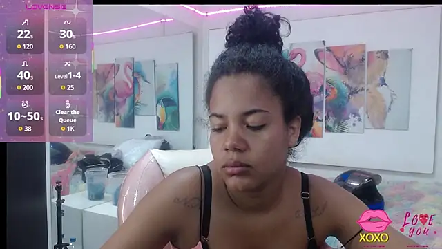 alegriamartinez online show from October 27, 2025, 6:56 pm